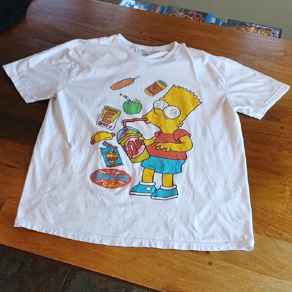 VTG Bart Simpson, Buzz Cola, Kwik Mart White Short Sleeve Simpsons Tees